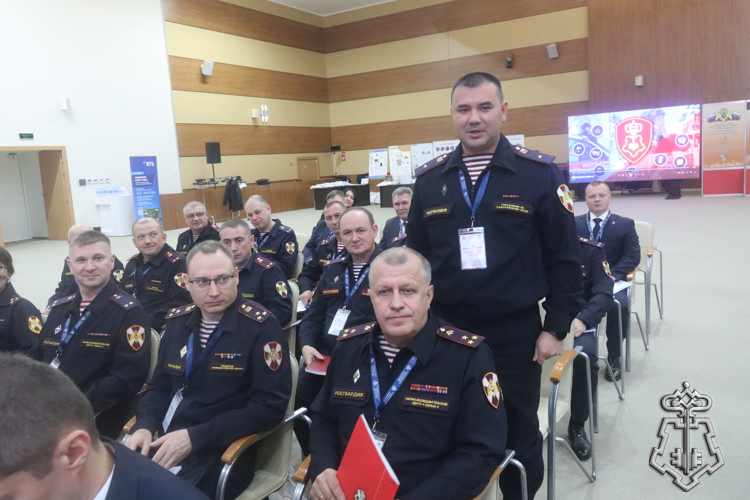 Офицер вневедомственной охраны Херсонской области принял участие в расширенном заседании Главного управления вневедомственной охраны Росгвардии во Владивостоке